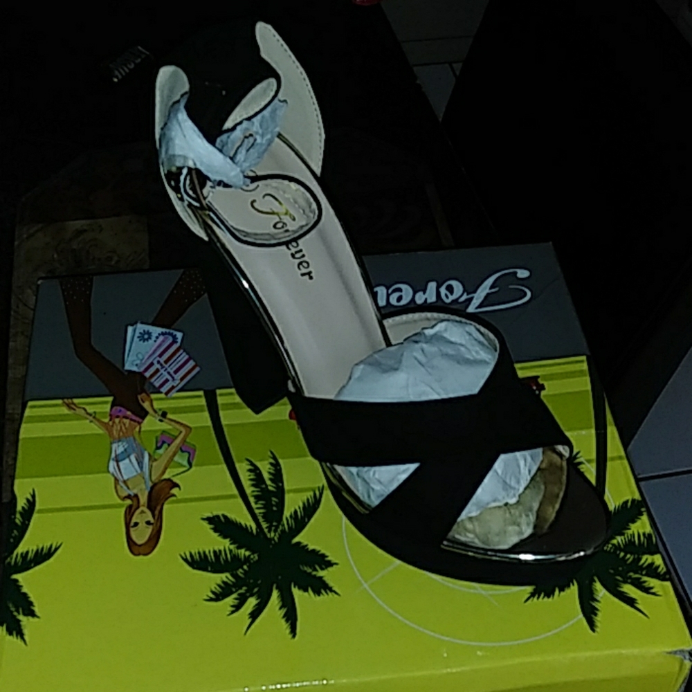 Black  high thick heel